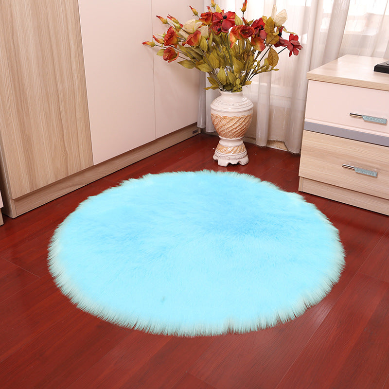 Luxurious Woolen Living Carpet